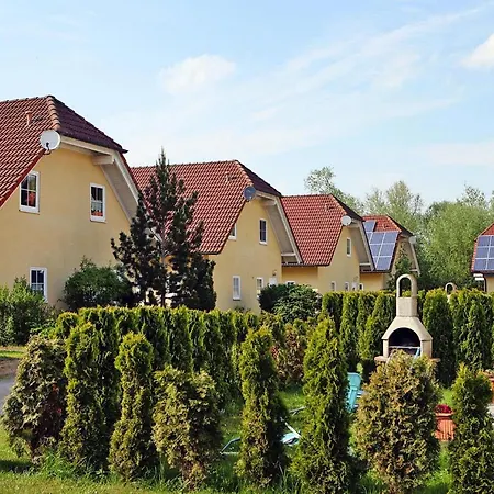 Ferienhaeuser Am Kummerower See, *