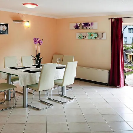 Ferienhaeuser Am Kummerower See, *